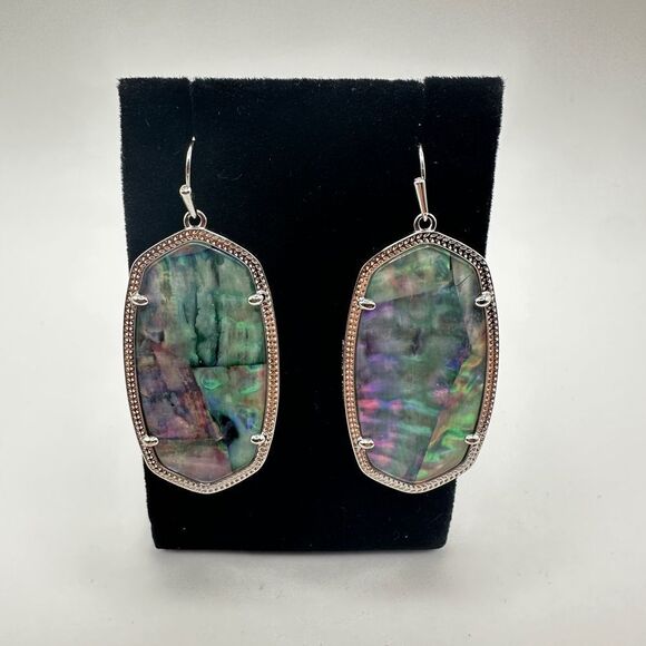 NWOT Kendra Scott Danielle "lilac Abalone" Dangle Statement earrings! - Picture 14 of 14